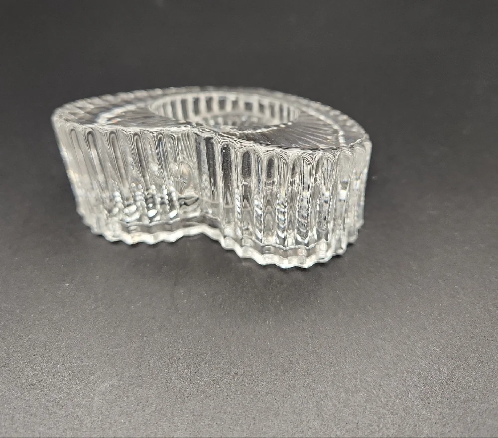 Partylite Heart Shaped Crystal Tea Light Holder Vintage - Picture 2 of 5